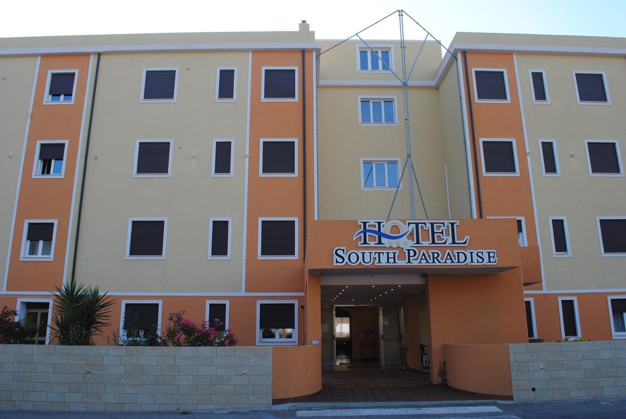 Hotel South Paradise 팔미 외부 사진